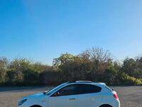 Usata Alfa Romeo Giulietta 170 CV (125 kW) 2011 Bianco Utilitaria