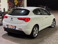Occasion Alfa Romeo Giulietta Exclusive 105 ch (77 kW) 2013 Blanc Berline