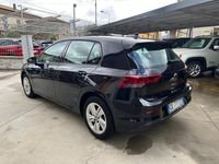 Usata VW Golf VIII Life 110 CV (80 kW) 2022 Nero Berlina