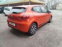 Usata Renault Clio V Business 67 CV (49 kW) 2023 Arancione Berlina