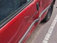 Usata Peugeot 106 60 CV (44 kW) 1998 Rosso Utilitaria