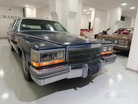 Usata Cadillac Fleetwood Brougham 126 CV (92 kW) 1981 Blu Berlina