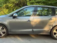 Usata Renault Scénic III Dynamique 110 CV (80 kW) 2011 Grigio Monovolume