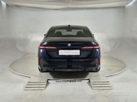 Usata BMW 520 M Sport 197 CV (144 kW) 2024 Blu scuro Berlina
