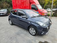 Usata Hyundai i10 Advanced 67 CV (49 kW) 2022 Aurora grey Utilitaria