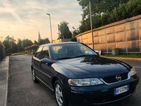Usata Opel Vectra 118 CV (86 kW) 1999 Blu/azzurro Berlina
