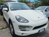 Usata Porsche Cayenne 245 CV (180 kW) 2011 Bianco SUV