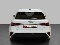 Usata Audi A3 S-Line 150 CV (110 kW) 2025 Bianco ghiacciaio metallizzato Berlina
