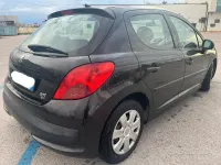 Usata Peugeot 207 90 CV (66 kW) 2010 Berlina