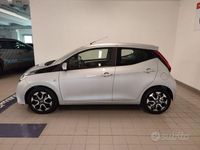 usata Toyota Aygo Connect 1.0 VVT-i 72 CV 5 porte x-play