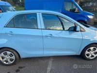 Usata Kia Picanto 66 CV (48 kW) 2016 Blu Utilitaria