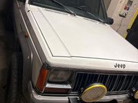Usata Jeep Cherokee 1993 Bianco SUV