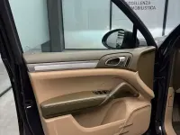 Usata Porsche Cayenne Platinum Edition 245 CV (180 kW) 2012 Viola SUV