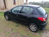 Usata Peugeot 206 60 CV (44 kW) 2010 Nero Berlina