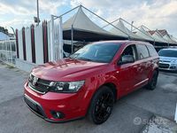 Usata Fiat Freemont Black Code 170 CV (125 kW) 2014 Rosso SUV