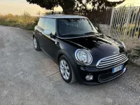 Usata Mini ONE 75 CV (55 kW) 2011 Nero Utilitaria