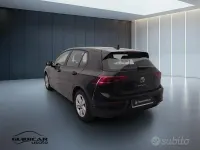 Usata VW Golf VIII Life 116 CV (85 kW) 2025 Nero Berlina