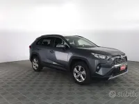Second-hand Toyota RAV4 Hybrid 178 CP (130 kW) 2021 Gri SUV