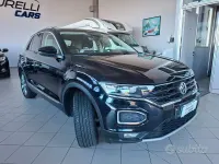 Usata VW T-Roc Advance 150 CV (110 kW) 2018 Nero SUV