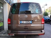 Usado VW Multivan Highline 179 CV (131 kW) 2015 Marrón Monovolumen