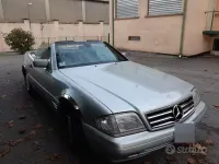 Usata Mercedes SL320 231 CV (169 kW) 1998 Giallo Cabrio