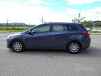 Usata Hyundai i30 Comfort 110 CV (80 kW) 2013 Blu Station wagon