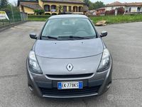 Usata Renault Clio II 75 CV (55 kW) 2011 Grigio Berlina