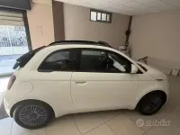 Usata Fiat 500e 42 kW (58 CV) 2022 Cabrio