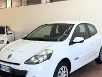Usata Renault Clio IV Dynamique 75 CV (55 kW) 2012 Bianco Berlina