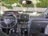 Usata Peugeot 208 68 CV (50 kW) 2015 Utilitaria