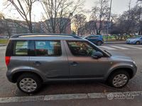 Usata Skoda Yeti 105 CV (77 kW) 2011 Grigio SUV