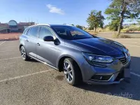 Usata Renault Mégane GrandTour Bose Edition 110 CV (80 kW) 2016 Bluazzurro Station wagon