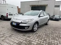 Usata Renault Mégane GrandTour 110 CV (80 kW) 2013 Grigio Station wagon