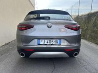 Usata Alfa Romeo Stelvio Business 209 CV (153 kW) 2017 Grigio SUV
