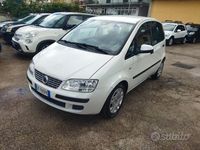 Usata Fiat Idea Dynamic 77 CV (56 kW) 2011 Bianco Monovolume
