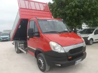 Usata Iveco Daily 150 CV (110 kW) 2013 Rosso Furgone