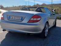 Usata Mercedes SLK200 163 CV (119 kW) 2005 Argento Cabrio