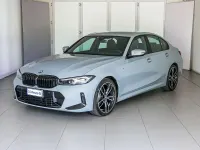 Usata BMW 320 M Sport 190 CV (139 kW) 2023 Moonston grey met Berlina