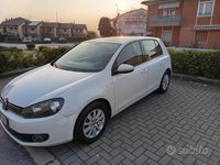 Usata VW Golf VI Comfortline 102 CV (75 kW) 2010 Bianco Utilitaria