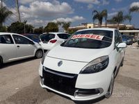 Usata Renault Scénic III 110 CV (80 kW) 2013 Bianco Monovolume