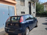 Usata Fiat Grande Punto 77 CV (56 kW) 2015 Blu/azzurro Utilitaria