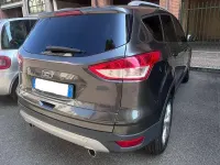 Usata Ford Kuga Titanium 140 CV (102 kW) 2015 Grigio SUV