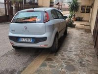 Usata Fiat Punto 77 CV (56 kW) 2011 Bianco Berlina