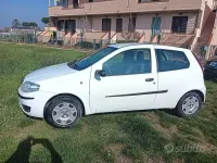 Usata Fiat Punto 60 CV (44 kW) 2007 Bianco Utilitaria