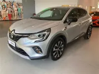 Usata Renault Captur Intens 145 CV (106 kW) 2022 Grigio SUV
