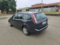 Usata Ford Focus Style 90 CV (66 kW) 2009 Argento Station wagon