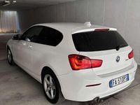 Usata BMW 116 Advantage 116 CV (85 kW) 2015 Bianco Utilitaria
