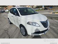 Usata Lancia Ypsilon Gold 69 CV (50 kW) 2011 Bianco Utilitaria