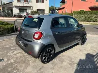 Usata Smart ForFour Passion 71 CV (52 kW) 2015 Grigio Utilitaria