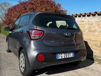 Usata Hyundai i10 69 CV (50 kW) 2017 Grigio Utilitaria